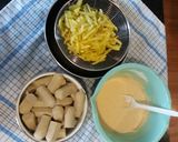 Foto langkah ke 1 dari resep Kentang  Sosis Goreng ala Korea.