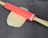 Foto del paso 12 de la receta: 🌯Empanada de morcilla🌭 y pera🍐 con masa casera