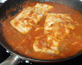 Foto del paso 4 de la receta: Mero y calamares al chilindrón de mi casa