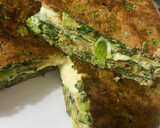 Foto del paso 4 de la receta: TORTILLA DE ACELGA RELLENA CON QUESO FRESCO 🥘🧀🥯🍷🍽️🥞