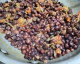 A picture of step 5 of Kale chanah ki chat.