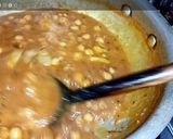 A picture of step 12 of Lahori halwa porri with aalo aur chana bhaaji.