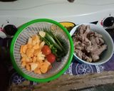 Foto langkah ke 1 dari resep Sop Tulang Kambing.