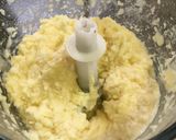 Foto del paso 2 de la receta: Bocaditos soufflé de mandioca, al horno y sin harina