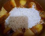 A picture of step 3 of Aloo Chawal.
