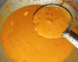 A picture of step 10 of Paneer curry.