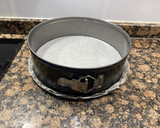 Foto del paso 2 de la receta: Tarta con chocolate blanco “día de los enamorados”