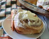 A picture of step 13 of Nuna’s Fluffy Cinnamon Rolls with Homemade Cream Cheese Frosting.