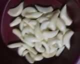 A picture of step 3 of Chilli cheese.
