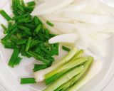 Hình bước làm 1 của món Nui nấu mọc,thịt băm,bắp và cà rốt