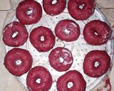 Foto langkah ke 5 dari resep Donat Merah Putih.