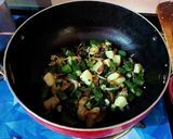 A picture of step 4 of Bhindi Shorshe/Sarson.