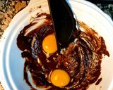 Foto del paso 1 de la receta: Cuadrados húmedos de chocolate