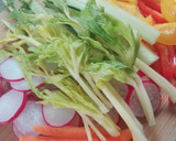 Foto del paso 1 de la receta: Wraps de verduras y atún