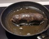 Foto del paso 2 de la receta Bocadillo de Morcilla de Arroz Crujiente con Pan de Barra Dorado en su Jugo