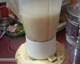 A picture of step 3 of Healthy Muskmelon seeds juice.