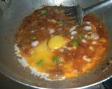 A picture of step 5 of Egg keema burger.