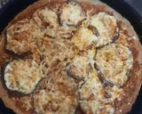 Foto del paso 7 de la receta: Pizza integral con berenjenas (sin levadura)