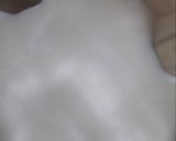 A picture of step 1 of Strawberry shake.