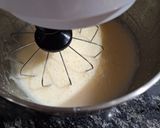 Foto del paso 2 de la receta: Bizcochuelo marmolado 🥧🤎💛
