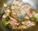 รูปขั้นตอนการทำที่ 3 ของ ผัดกะหล่ำปลีใส่หมูสามชั้น#อาหารไทยง่ายๆ