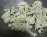ফুলকপির পকোড়া (Phulkopir pokoda recipe in bengali) রেসিপি ধাপ - 2 ছবি