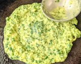 A picture of step 5 of Spinach broccoli Chilla.