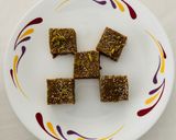 A picture of step 6 of Ragi Gur Papadi.