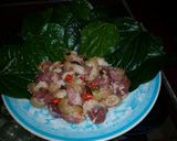 Hình bước làm 1 của món Heo mọi nướng lá lốt