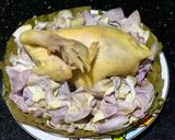 Hình bước làm 4 của món Gà hấp hoa sen