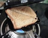 A picture of step 5 of Bread potato toast.