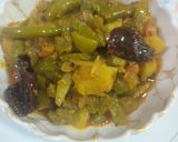 A picture of step 5 of Aloo capsicum.