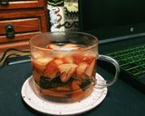 รูปขั้นตอนการทำที่ 1 ของ ชาสตรอว์เบอร์รี 🍓🫖