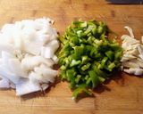 Foto del paso 1 de la receta Carne de cerdo en salsa con setas