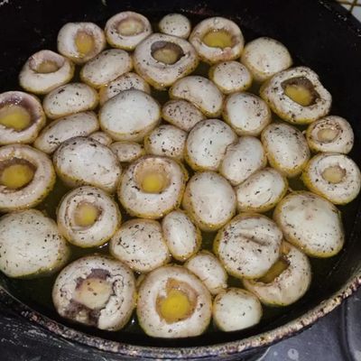 Mast ayol ziyofatda soradi