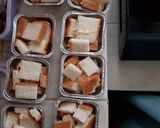 Foto langkah ke 1 dari resep Stup / puding Roti kukus.