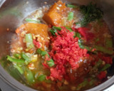 Foto del paso 2 de la receta: Guiso de porotos verdes partidos