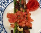 Foto del paso 10 de la receta: Espárragos verdes con vinagreta templada de tomate 🍅