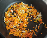 Foto del paso 2 de la receta: Tortitas de quinoa y verduras