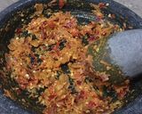 Foto langkah ke 2 dari resep Telor Gulung Bumbu Padang.