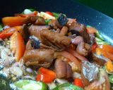 Foto langkah ke 3 dari resep Tumis Ikan Asin Saus Tiram.
