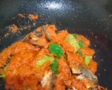 Foto langkah ke 3 dari resep Gulai daun singkong ikan asin baung.