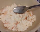 Foto del passaggio 2 della ricetta Canederli con rapa rossa e purea di cavolfiore