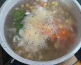 Foto langkah ke 3 dari resep Soup Miso Tahu Jamur.