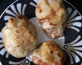 A picture of step 4 of Momos (raw papaya filling).