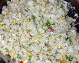 Foto langkah ke 5 dari resep Nasi Goreng Kampung.
