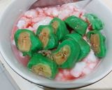 Foto langkah ke 5 dari resep Es Pisang Ijo.