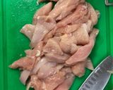 Foto del paso 2 de la receta: Pollo en salsa de mango con arroz de coco