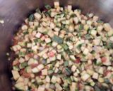 Foto del paso 2 de la receta: Calabacitas a la mexicana con carne de chuletas ahumadas