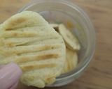 Foto langkah ke 3 dari resep Cookies Susu Teflon Bentuk Suka2.